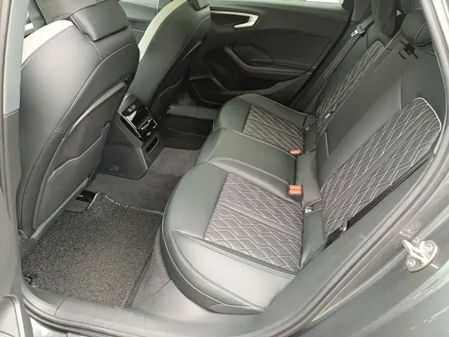 Audi A5L — Фото автомобиля 16