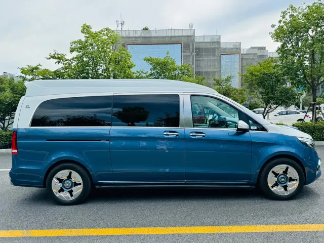 Mercedes-Benz V-Class — Фото автомобиля 13