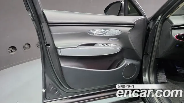Genesis GV70 Electrified GV70 — Фото автомобиля 22
