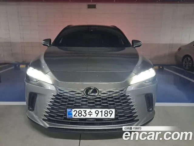 Lexus RX RX450h+ 5th Gen — Фото автомобиля 3