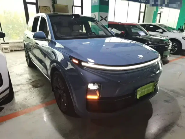 Li Auto L9 — Фото автомобиля 3