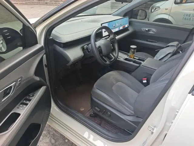 Hyundai ELEXIO — Фото автомобиля 15