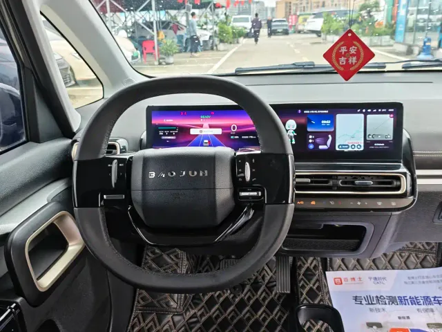 Baojun KiWi EV — Фото автомобиля 12