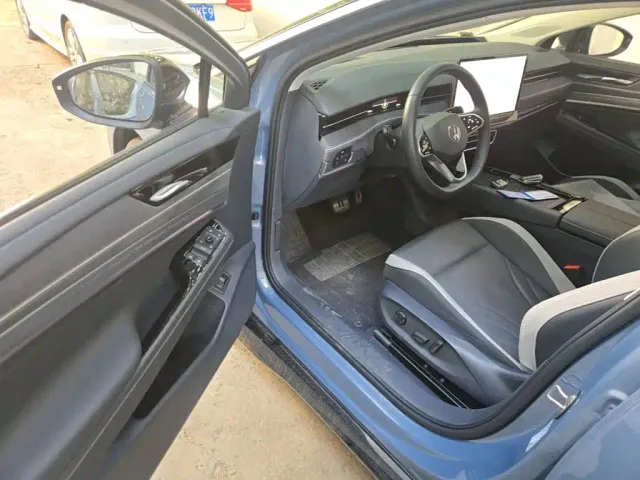 Volkswagen ID.7 Vizzion — Фото автомобиля 15