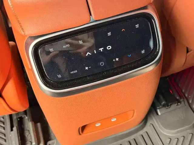 Aito M7 — Фото автомобиля 15