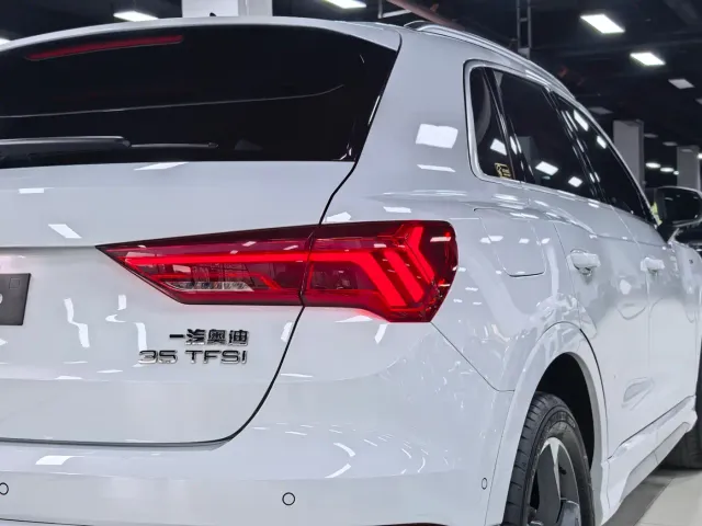 Audi Q3 — Фото автомобиля 5
