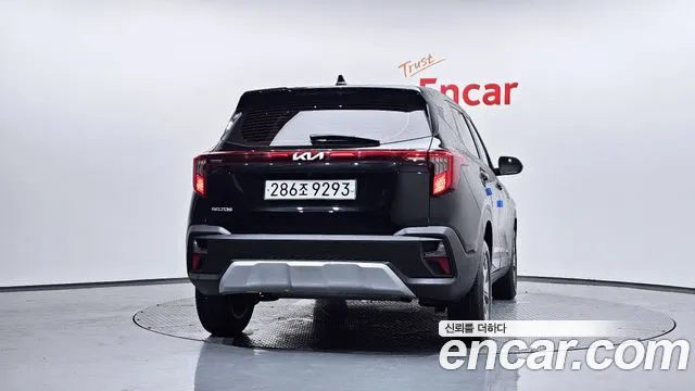 Kia Seltos Бензин 1.6 турбо 2WD — Фото автомобиля 3