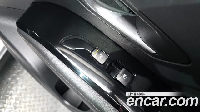 Hyundai Tucson Tucson (NX4) Дизель 2.0 4WD — Фото автомобиля 23