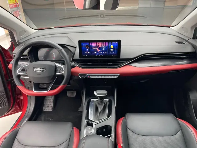 Geely Emgrand S — Фото автомобиля 11