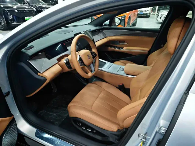 BYD Han L — Фото автомобиля 9