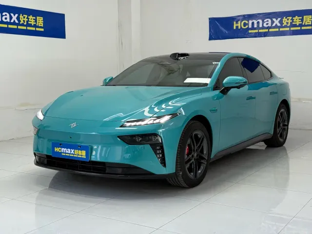 Фотография автомобиля — Dongfeng eπ 007