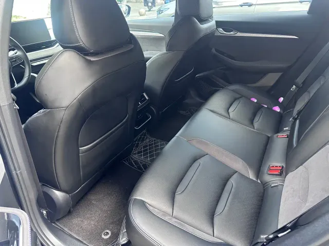 Geely Xingrui — Фото автомобиля 9