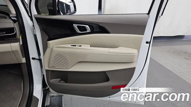 Kia Carnival 4th Gen — Фото автомобиля 14