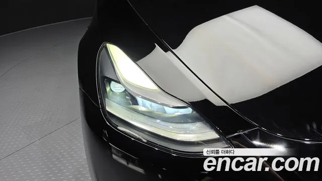Tesla Model Y — Фото автомобиля 7