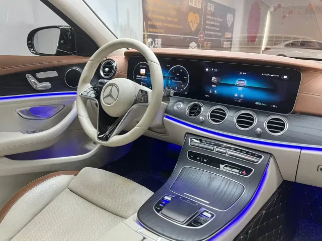 Mercedes-Benz E-Class — Фото автомобиля 10