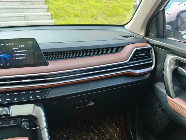 Kia Sportage — Фото автомобиля 8