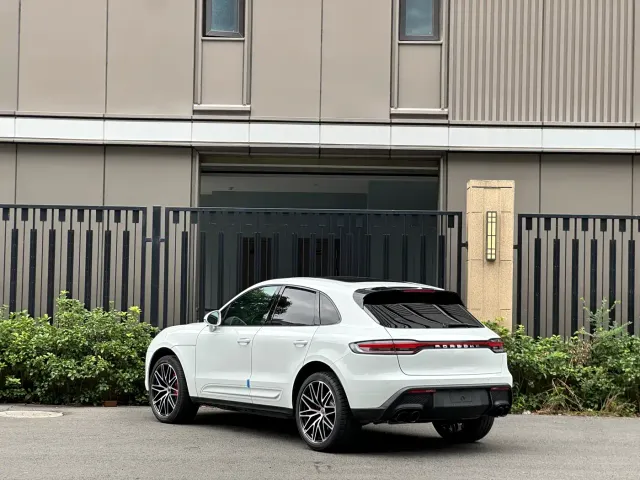 Porsche Macan — Фото автомобиля 6