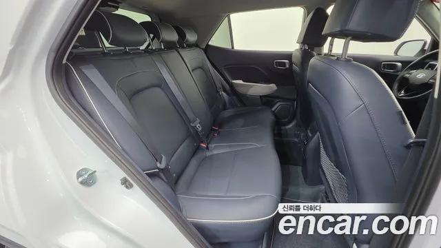Hyundai Venue — Фото автомобиля 29
