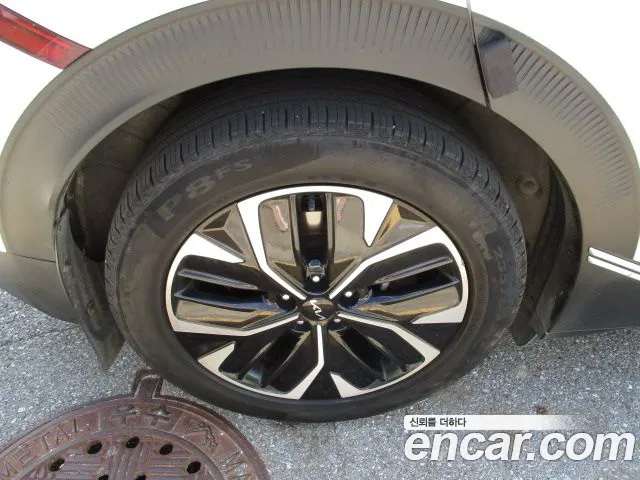 Kia EV6 — Фото автомобиля 13