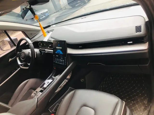 Hyundai Custo — Фото автомобиля 14