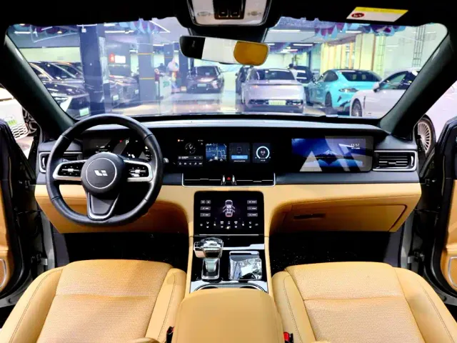 Li Auto ONE — Фото автомобиля 10