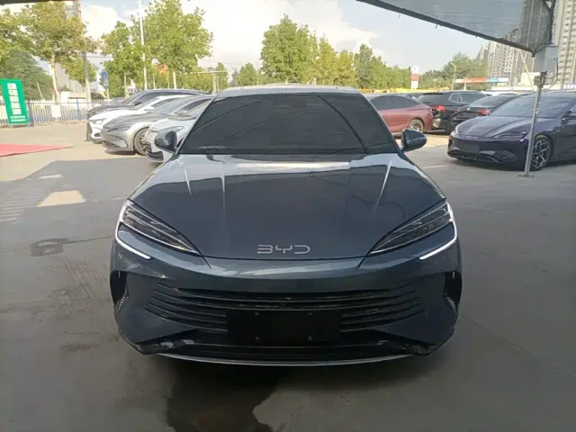 BYD Seal — Фото автомобиля 2
