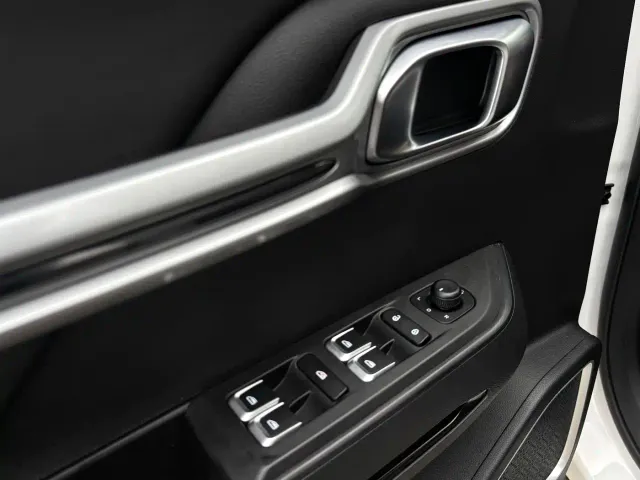 Geely Haoyue — Фото автомобиля 13