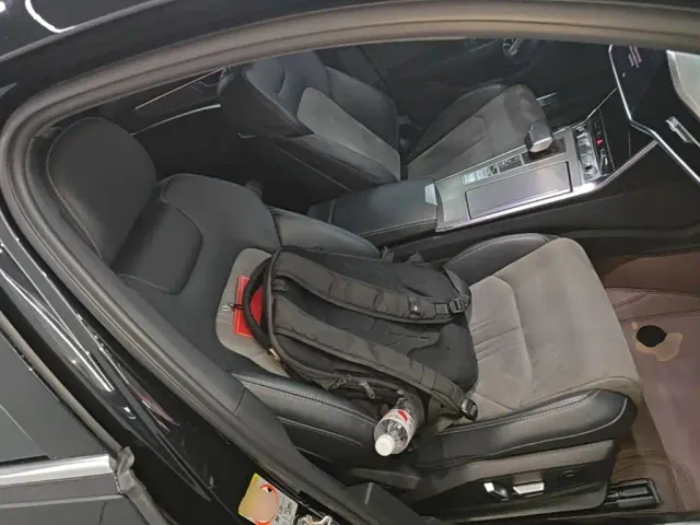 Audi A6L — Фото автомобиля 24