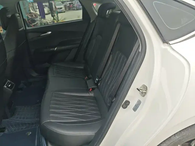 Changan Eado — Фото автомобиля 16