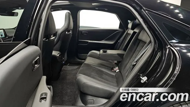 Hyundai Ioniq6 — Фото автомобиля 12