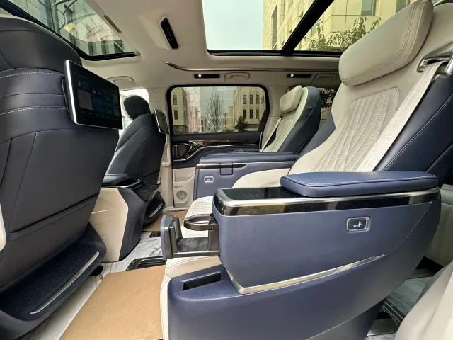 Maxus G90 — Фото автомобиля 16