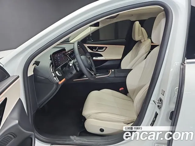 Mercedes-Benz E-Class W214 — Фото автомобиля 16