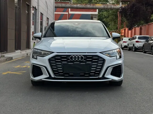 Audi A3 — Фото автомобиля 3