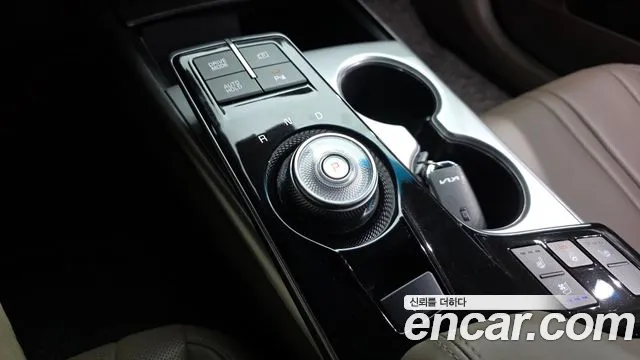 Kia K8 2.5 Бензин 2WD — Фото автомобиля 9