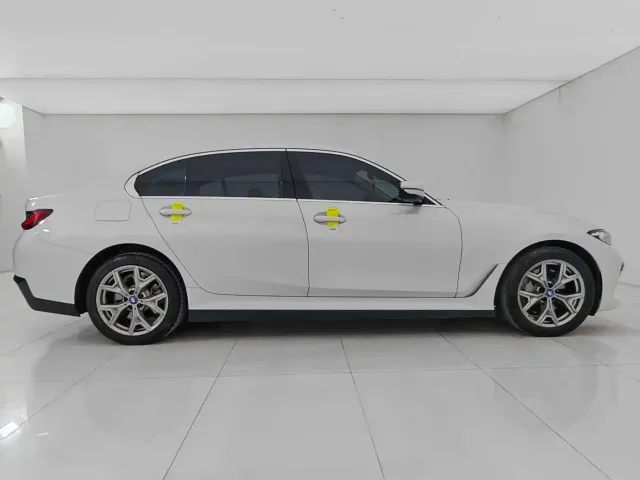 BMW i3 — Фото автомобиля 7