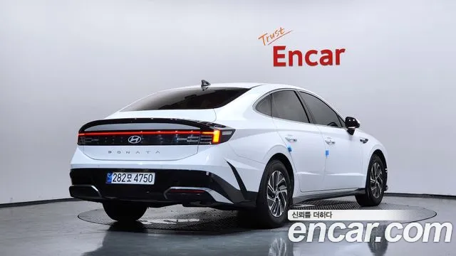 Hyundai Sonata Premium — Фото автомобиля 2