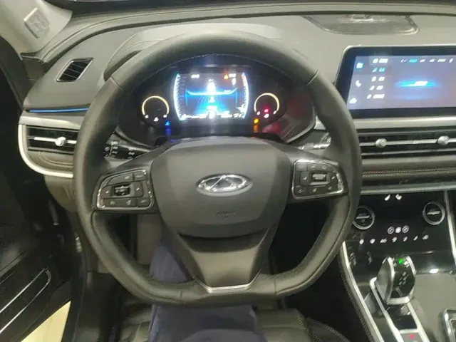 Chery Tiggo 8 — Фото автомобиля 10