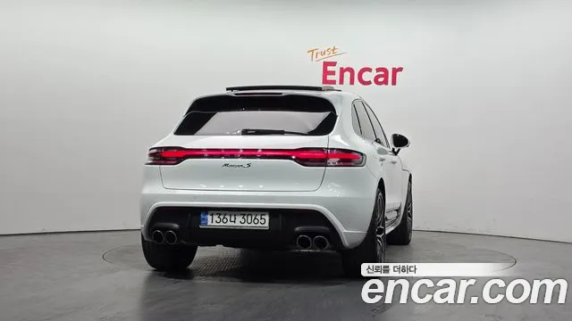 Porsche Macan — Фото автомобиля 4