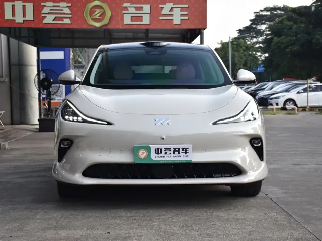 IM Motors LS6 — Фото автомобиля 2