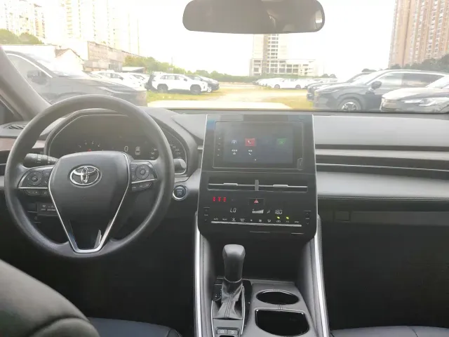 Toyota Avalon 2022 2.0L Progressive Edition — Фото автомобиля 5