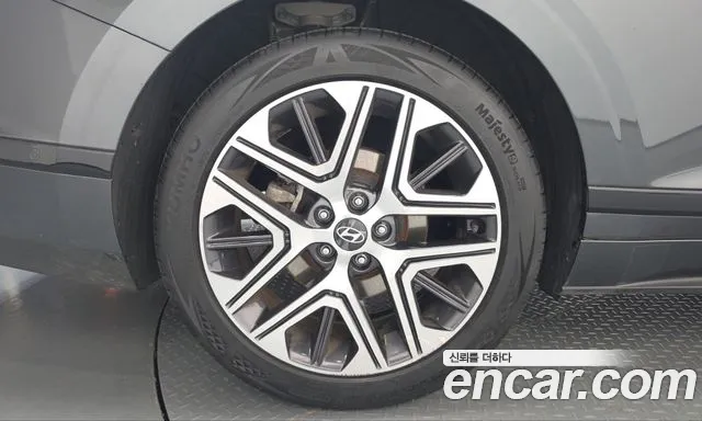 Hyundai Grandeur GN7 — Фото автомобиля 5