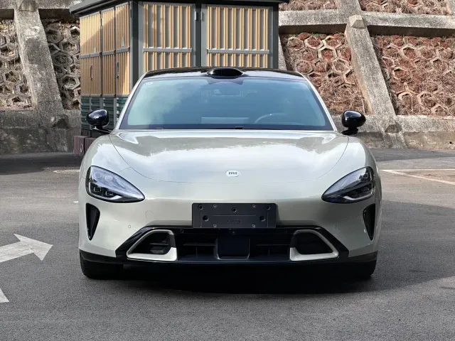 Xiaomi SU7 — Фото автомобиля 2