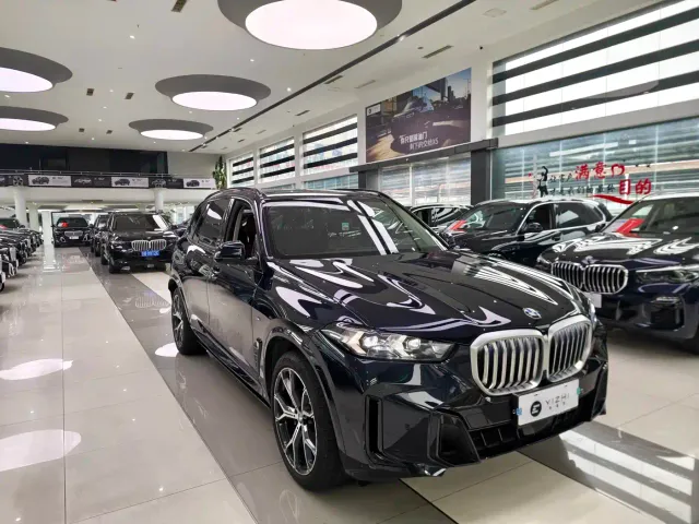BMW X5 — Фото автомобиля 3