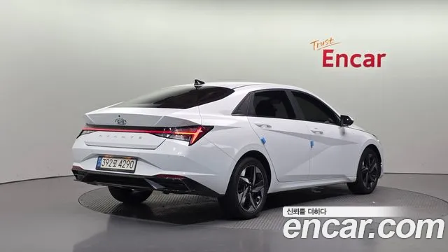 Hyundai AVANTE Avante (CN7) — Фото автомобиля 2