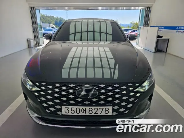 Hyundai Grandeur New — Фото автомобиля 3