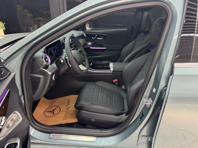 Mercedes-Benz C-Class — Фото автомобиля 6