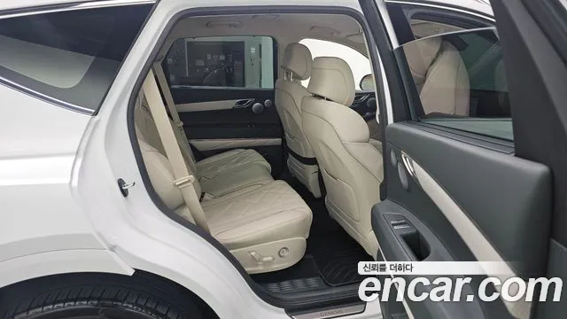 Genesis GV80 — Фото автомобиля 11
