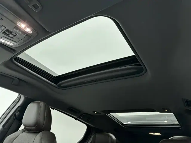 Toyota Granvia — Фото автомобиля 28