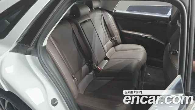 Hyundai Grandeur — Фото автомобиля 12