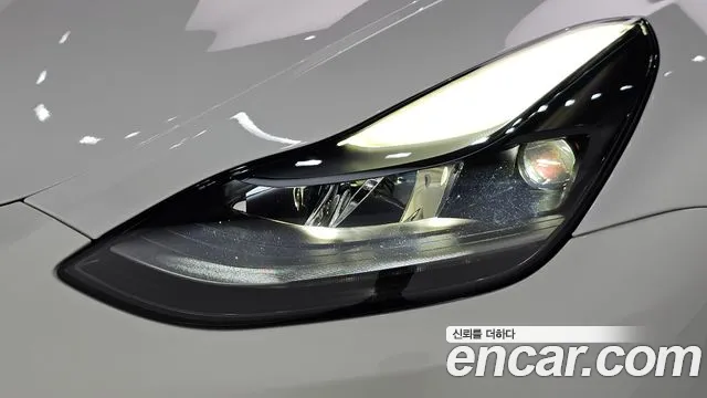 Tesla Model Y — Фото автомобиля 6